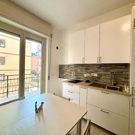 Apartman Red Marble, Cagliari, Sardinia *
